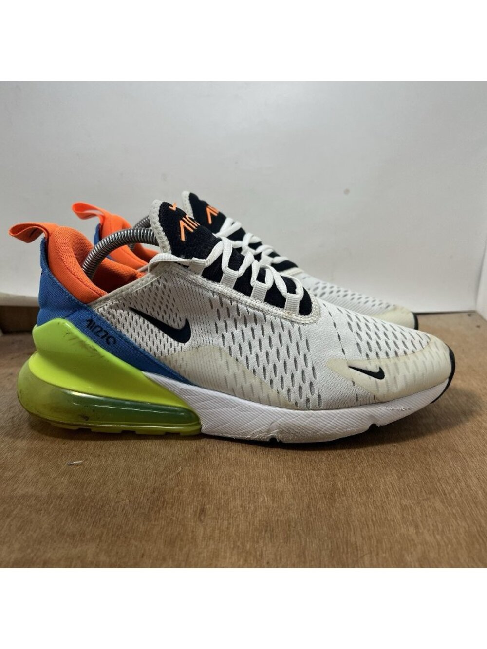 Nike Air Max 270 Women Size 11 Summit Shoes Volt Blue White
